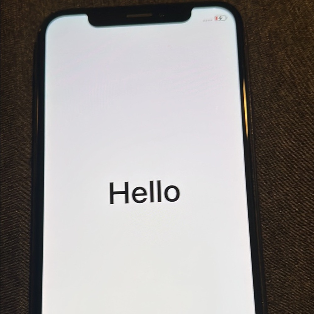 IPHONE X like new ATT carrier